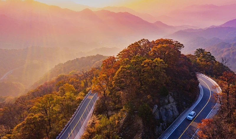 行走金寨中國紅嶺公路，體驗華東最美自駕線路